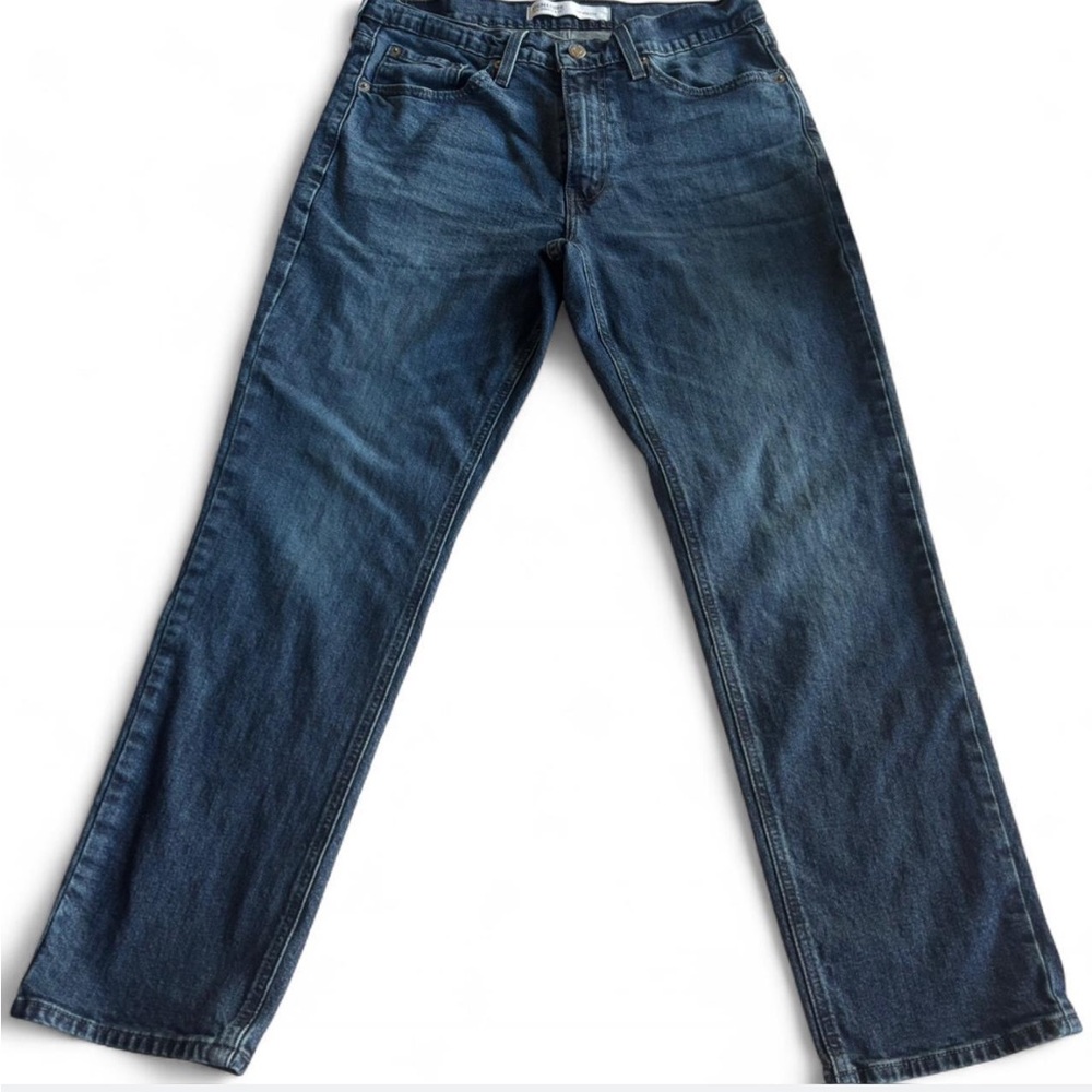 Levi Strauss Signature S67 Athletic Jeans Womens 32x30 Dark Wash Straight Denim